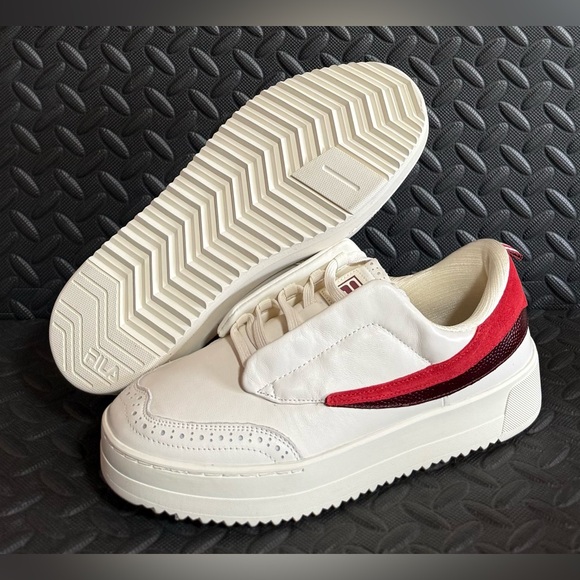 FILA Sanati SL Gardenia Red Made With Italian Leather Mens Size 9 - Picture 1 of 7